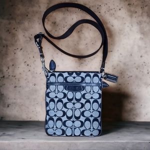 Coach Penelope Signature Swingback Crossbody Purse